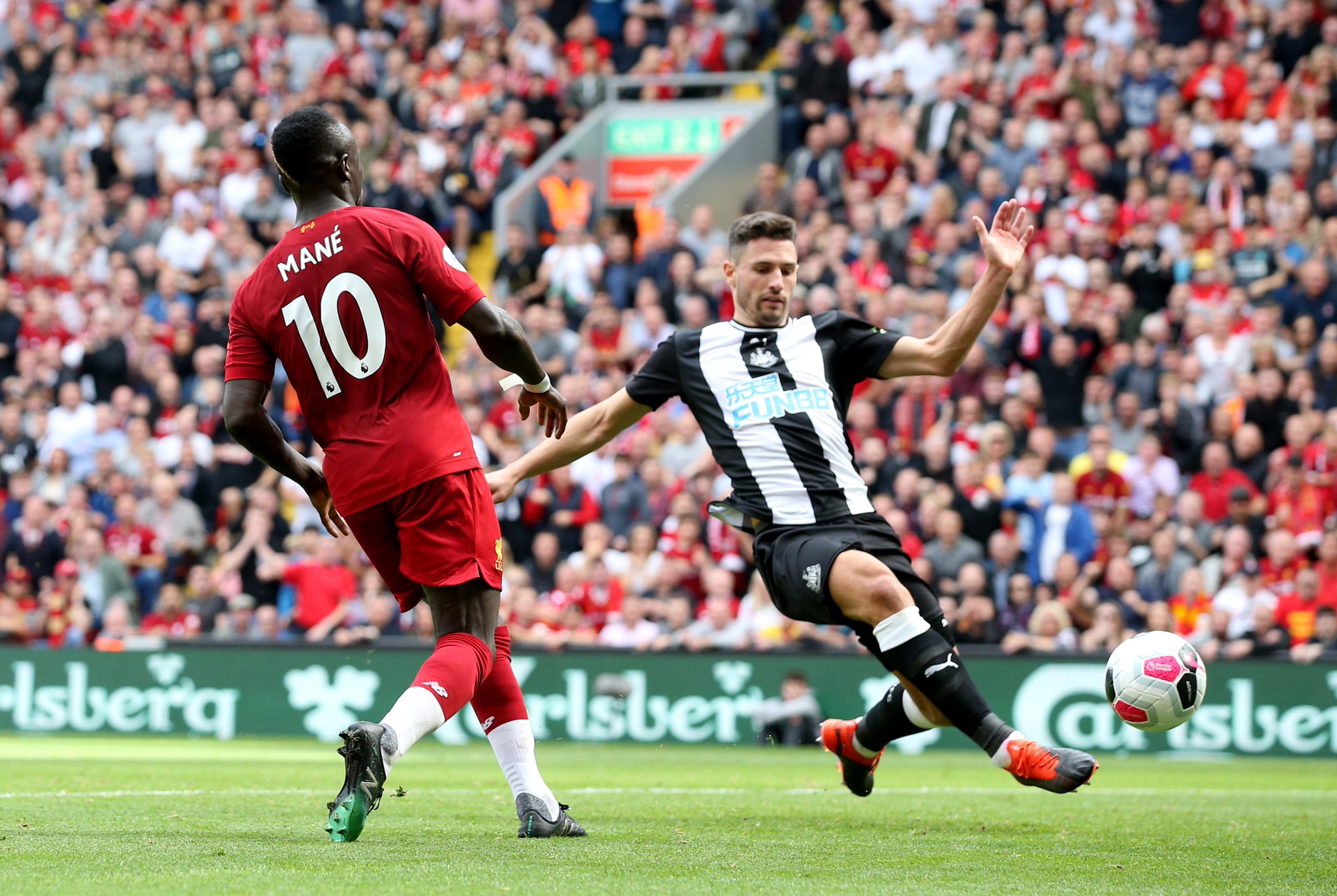 甚至在防守 甚至在防守